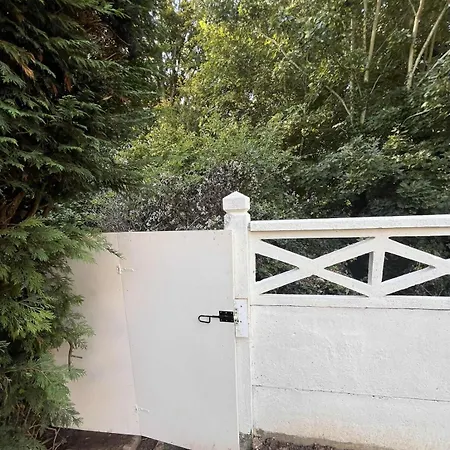 Casa de Férias Pavillon Paisible Avec Grand Jardin Pres Des Bois Fécamp