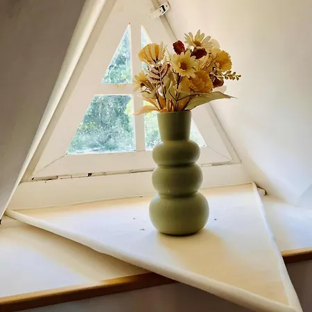 Pavillon Paisible Avec Grand Jardin Pres Des Bois Holiday home *